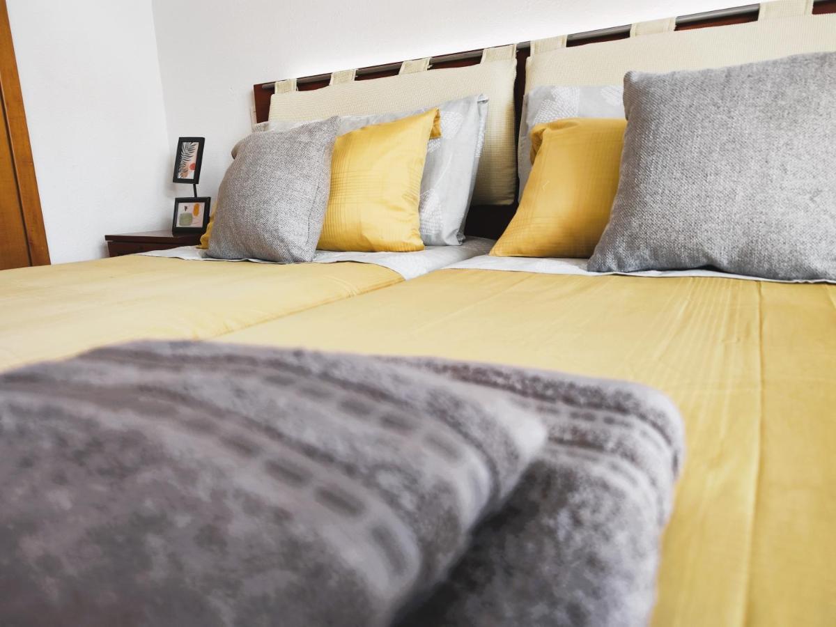 Luminoso Apartamento En Salou Con Terraza Y Parque Infantil Ideal Familias Bagian luar foto
