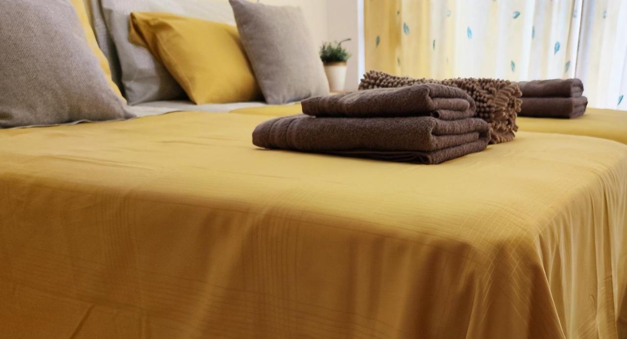 Luminoso Apartamento En Salou Con Terraza Y Parque Infantil Ideal Familias Bagian luar foto