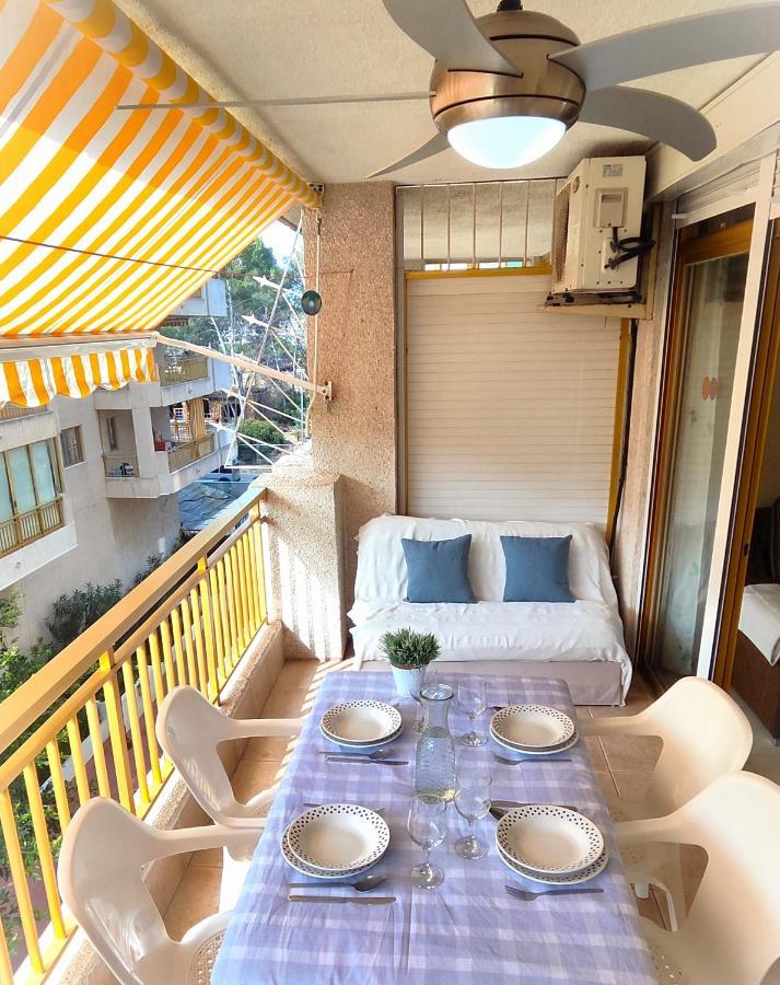 Luminoso Apartamento En Salou Con Terraza Y Parque Infantil Ideal Familias Bagian luar foto