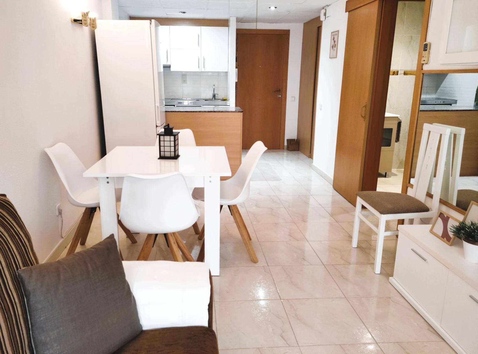 Luminoso Apartamento En Salou Con Terraza Y Parque Infantil Ideal Familias Bagian luar foto